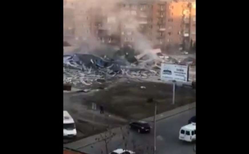Eksplozija gasa u Rusiji - srušen supermarket, ima povrijeđenih